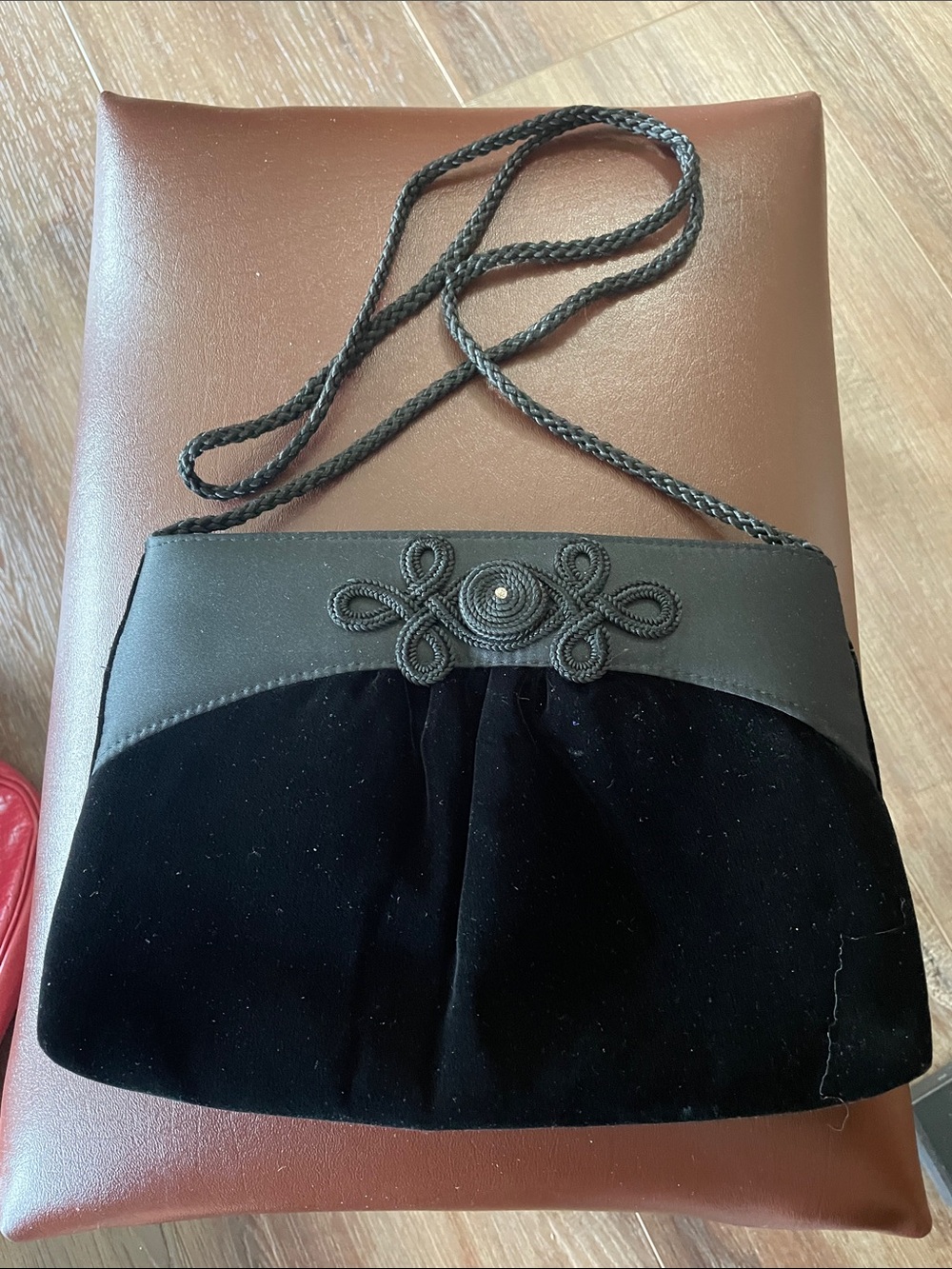 VTG Magid Classic Black Velvet Shoulder Bag with Braided Strap